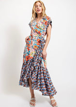 Load image into Gallery viewer, Flower Bouquet Dress