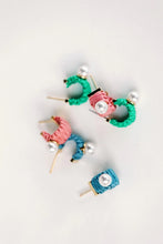 Load image into Gallery viewer, St. Armand’s Mini Raffia Pearl Pink Hoops