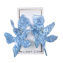 Load image into Gallery viewer, Linny Co. Flora- Dove Blue