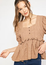 Load image into Gallery viewer, Eloise Top - Tan