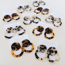 Load image into Gallery viewer, St. Armands Blonde Tortoise Doorknockers