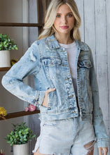 Load image into Gallery viewer, Faye Denim Jacket