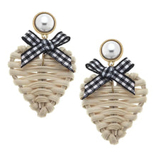 Load image into Gallery viewer, Black Gingham Rattan Heart Earrings
