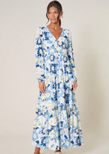 Load image into Gallery viewer, Flower Fields Maxi Dress